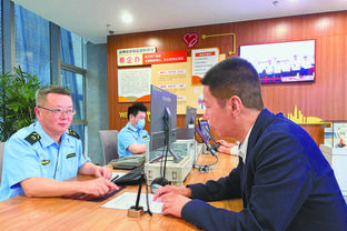 普拉姆利：威少今夏组织了一次拉斯维加斯之旅来团结球队